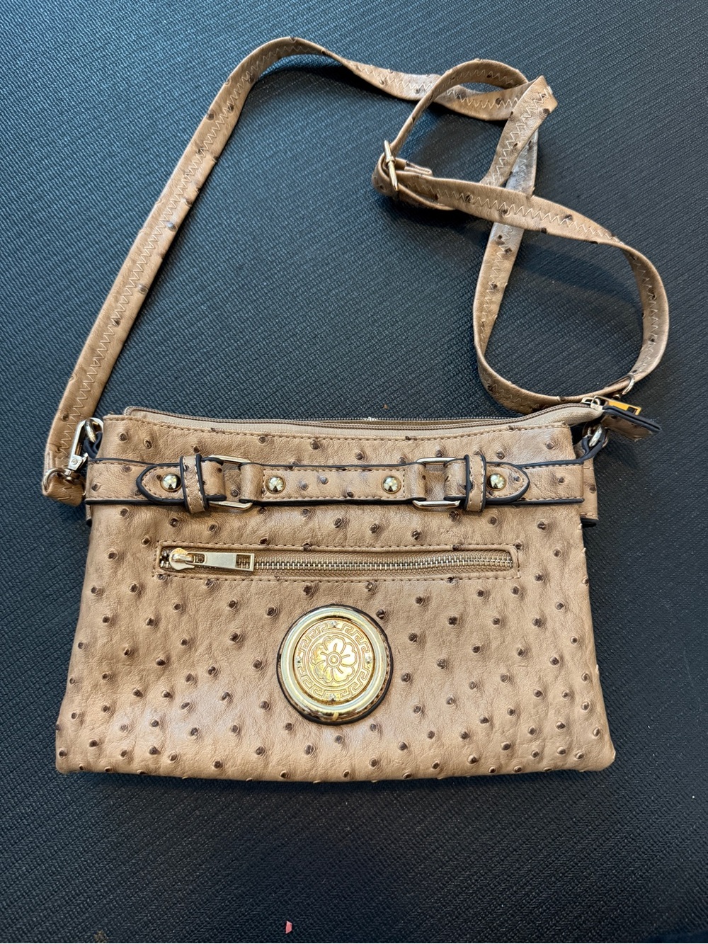 Giani Bernini faux ostrich crossbody bag